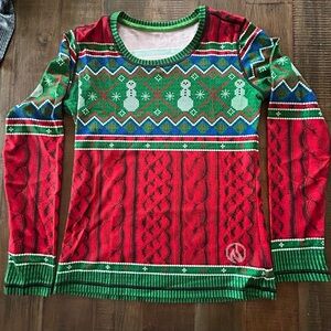 INKnBURN Vintage Green Trim Holiday long sleeve tech/running shirt. NWOT